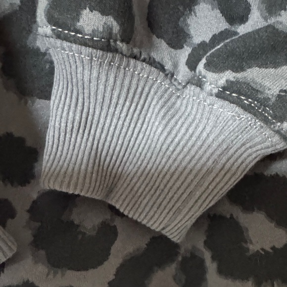 New Betty Boop Leopard Print Sweatshirt - Picture 7 of 15